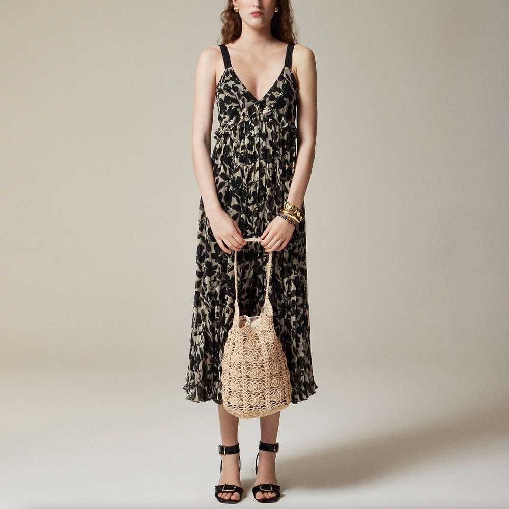 350. J. CREW Handknotted faux-raffia bucket bag $138 Like New - Picture 4 of 6